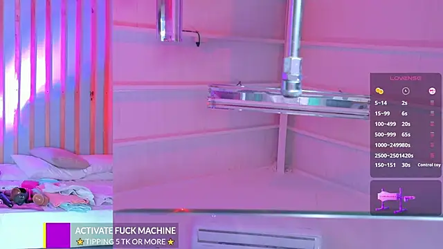 Snapshot of Miss_Pawi chatting on November 8, 2025, 9:24 pm Miss Pawi online show from November 8, 2025, 9:24 pm