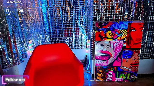 Snapshot of LatexDevil_Blondie chatting on November 15, 2025, 4:47 pm LatexDevil Blondie online show from November 15, 2025, 4:47 pm