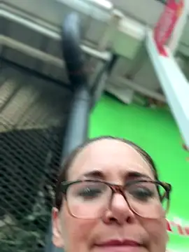 MessyNastyQueen online show from September 14, 2025, 9:58 pm