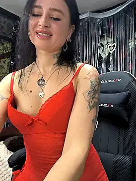 Snapshot of KikiXRed chatting on February 6, 2025, 10:15 am KikiXRed online show from February 6, 2025, 10:15 am