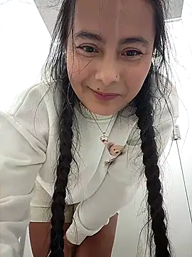 bellapaty online show from October 31, 2025, 8:48 am