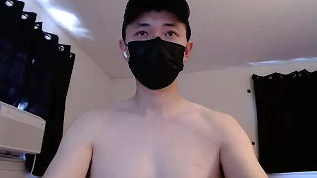 twbobo00715 online show from November 7, 2025, 5:35 pm