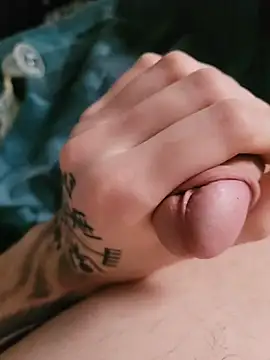 SexyGoldBoy22 online show from February 18, 2026, 8:32 am