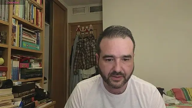 curiosillo83 online show from October 6, 2025, 4:15 pm