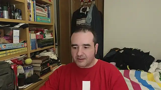 Snapshot of curiosillo83 chatting on April 12, 2026, 12:59 am curiosillo83 online show from April 12, 2026, 12:59 am