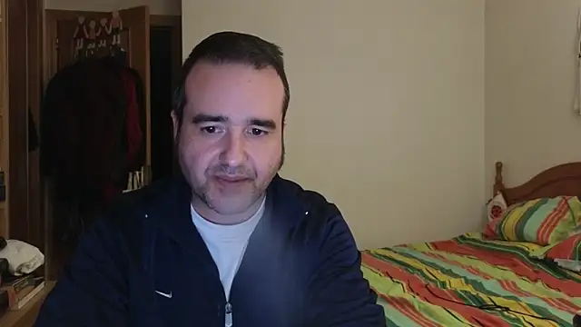 Snapshot of curiosillo83 chatting on April 26, 2026, 2:59 pm curiosillo83 online show from April 26, 2026, 2:59 pm