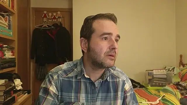 Snapshot of curiosillo83 chatting on May 18, 2026, 2:12 pm curiosillo83 online show from May 18, 2026, 2:12 pm