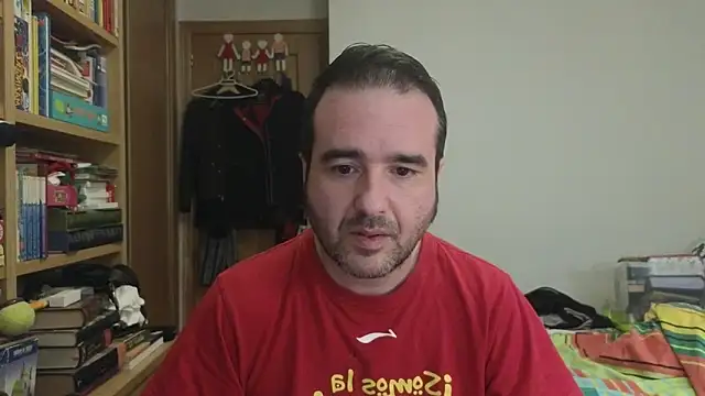 Snapshot of curiosillo83 chatting on May 19, 2026, 1:56 am curiosillo83 online show from May 19, 2026, 1:56 am