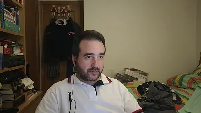 Snapshot of curiosillo83 chatting on May 30, 2026, 4:53 am curiosillo83 online show from May 30, 2026, 4:53 am