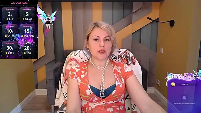 Snapshot of Candy_Long chatting on December 23, 2025, 6:22 am Candy Long online show from December 23, 2025, 6:22 am