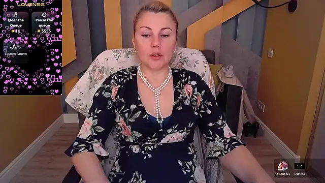 Candy Long online show from May 30, 2026, 5:37 am
