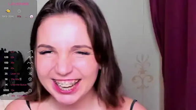 Snapshot of KindHazelHere_ chatting on March 16, 2025, 2:21 am KindHazelHere online show from March 16, 2025, 2:21 am