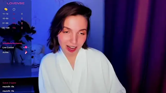 Snapshot of KindHazelHere_ chatting on December 14, 2025, 6:34 pm KindHazelHere online show from December 14, 2025, 6:34 pm