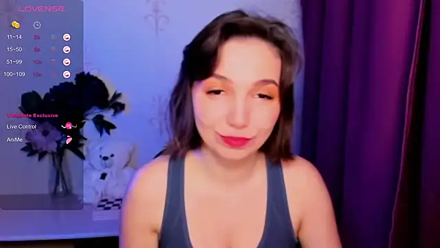 Snapshot of KindHazelHere_ chatting on January 7, 2026, 6:21 pm KindHazelHere online show from January 7, 2026, 6:21 pm