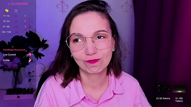 Snapshot of KindHazelHere_ chatting on February 27, 2026, 11:49 pm KindHazelHere online show from February 27, 2026, 11:49 pm