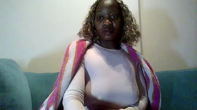 Hardnipples8 online show from May 18, 2026, 11:10 pm