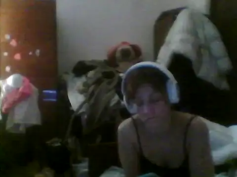 Snapshot of ShawnaAdams chatting on April 28, 2026, 5:18 pm ShawnaAdams online show from April 28, 2026, 5:18 pm