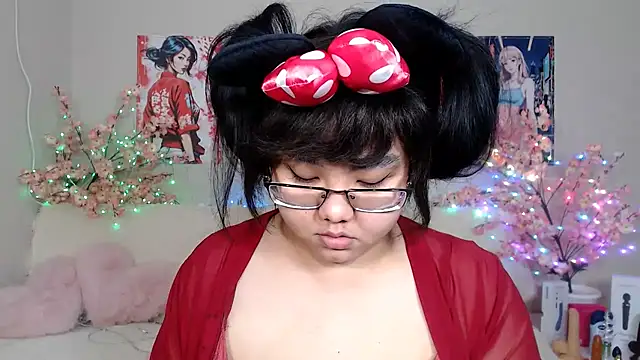 Moertomlly online show from April 16, 2026, 4:13 am