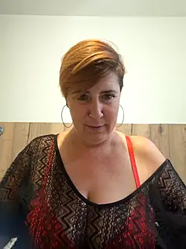 Snapshot of Evalibertinesexy chatting on October 1, 2025, 4:13 pm Evalibertinesexy online show from October 1, 2025, 4:13 pm