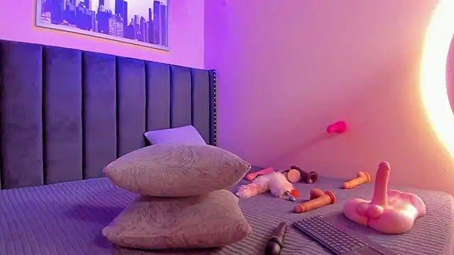 ashlye miller  online show from January 12, 2025, 10:12 am