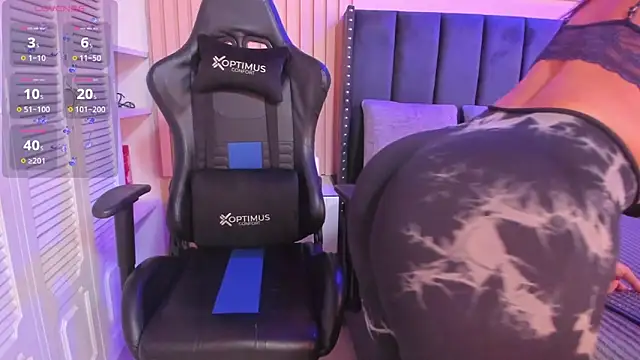 ashlye miller  online show from February 1, 2025, 3:52 am