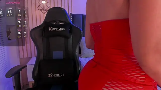 ashlye miller  online show from September 19, 2025, 4:14 am