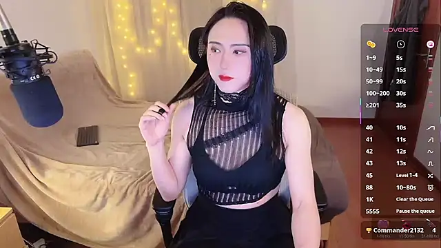 liliwang03 online show from January 16, 2026, 1:37 pm