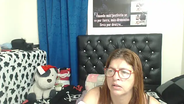 jellyfishhot online show from December 5, 2025, 2:25 pm