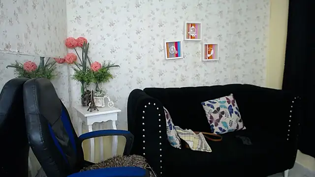 Snapshot of mature_martina chatting on February 10, 2025, 12:41 am mature martina online show from February 10, 2025, 12:41 am