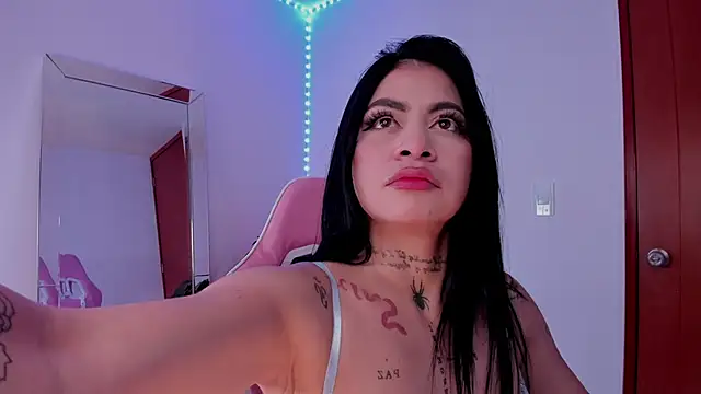 JESYSOZ23  online show from March 6, 2026, 6:04 pm