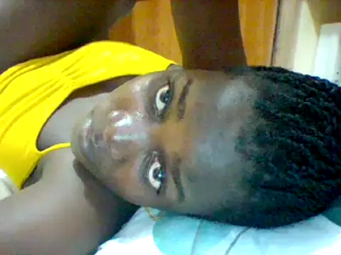 Snapshot of Alessandrajenna chatting on February 13, 2025, 8:03 pm Alessandrajenna online show from February 13, 2025, 8:03 pm