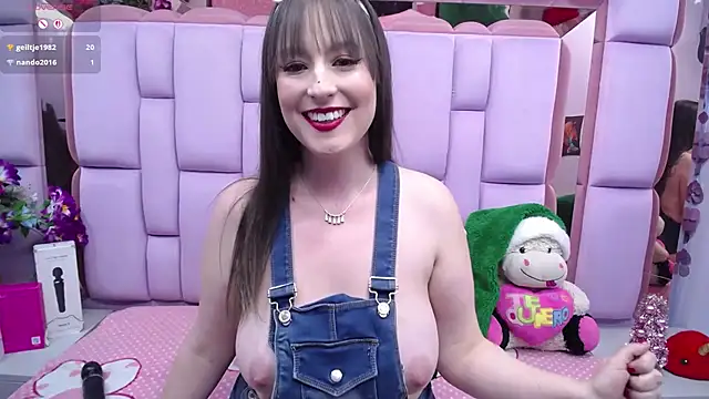 Snapshot of Belly_Rosse chatting on December 15, 2025, 2:54 pm Belly Rosse online show from December 15, 2025, 2:54 pm