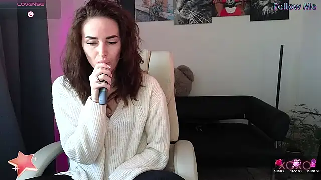 xx adrihanna xx online show from February 19, 2025, 9:06 am