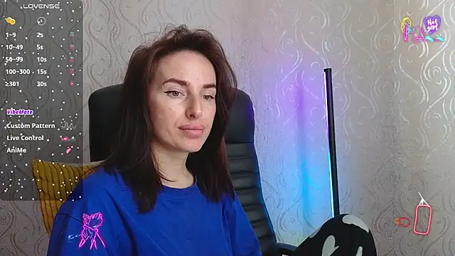 Snapshot of xx_adrihanna_xx chatting on May 31, 2026, 7:26 am xx adrihanna xx online show from May 31, 2026, 7:26 am