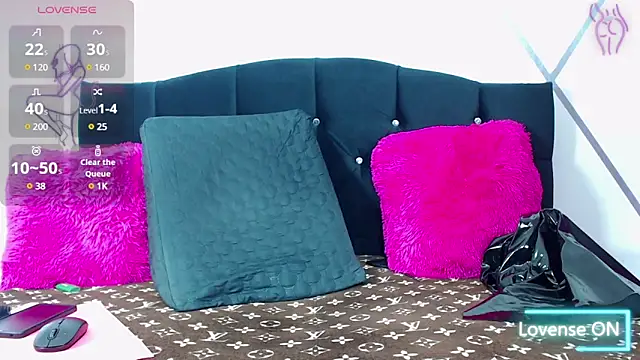 SOLL RED online show from January 30, 2025, 2:27 am