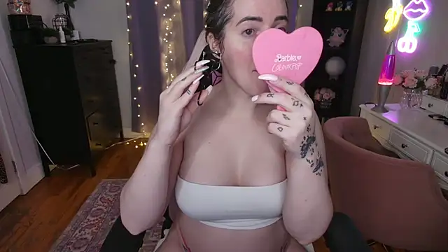 Snapshot of rachelbrooksxx chatting on January 25, 2025, 6:46 pm rachelbrooksxx online show from January 25, 2025, 6:46 pm