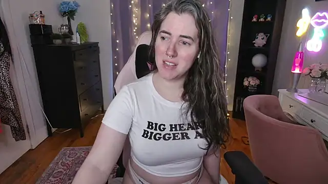 Snapshot of rachelbrooksxx chatting on March 20, 2025, 7:04 pm rachelbrooksxx online show from March 20, 2025, 7:04 pm