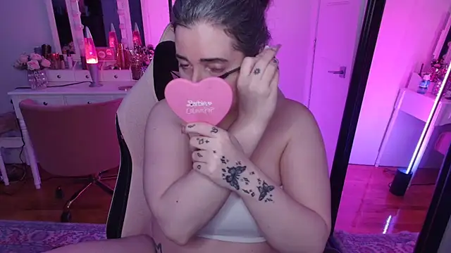 Snapshot of rachelbrooksxx chatting on October 28, 2025, 4:31 pm rachelbrooksxx online show from October 28, 2025, 4:31 pm