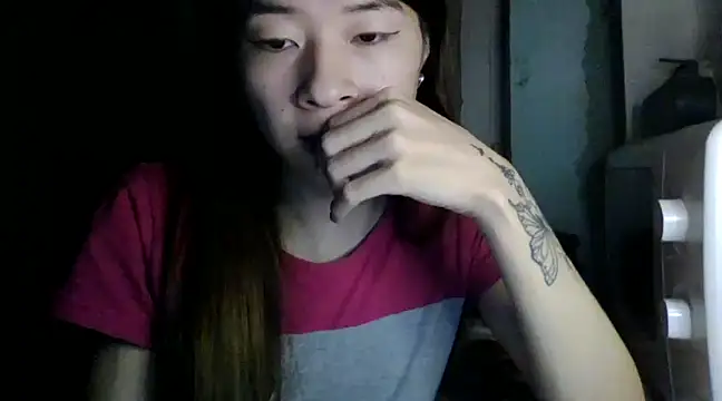 CarlyJoy online show from February 16, 2025, 1:49 pm