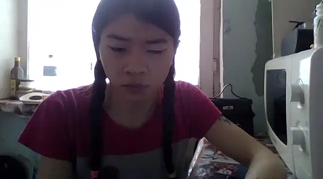 CarlyJoy online show from February 19, 2025, 7:50 am