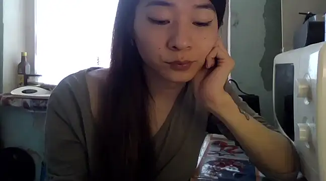 CarlyJoy online show from March 1, 2025, 8:13 am