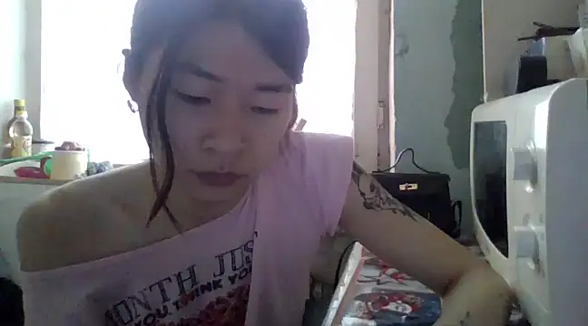 CarlyJoy online show from March 22, 2025, 12:35 pm