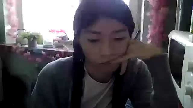 CarlyJoy online show from November 5, 2025, 10:59 am