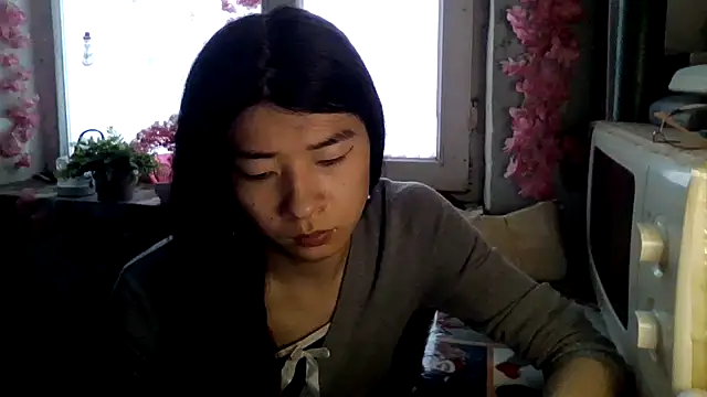 CarlyJoy online show from February 2, 2026, 10:58 am