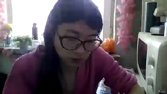 CarlyJoy online show from March 12, 2026, 10:10 am