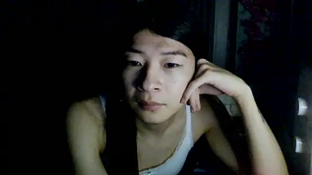 Snapshot of CarlyJoy chatting on April 19, 2026, 4:39 pm CarlyJoy online show from April 19, 2026, 4:39 pm