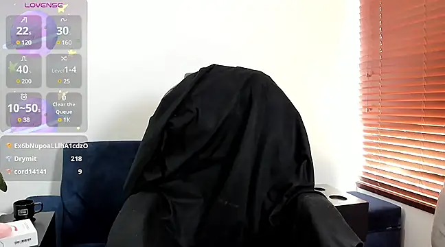 im amber online show from March 1, 2025, 4:22 pm