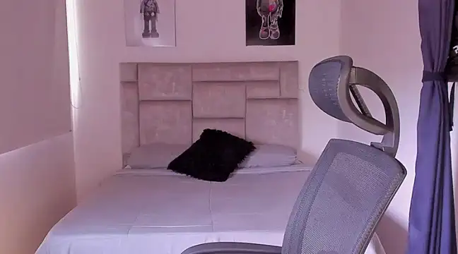 paul rogerr online show from February 16, 2025, 4:53 pm