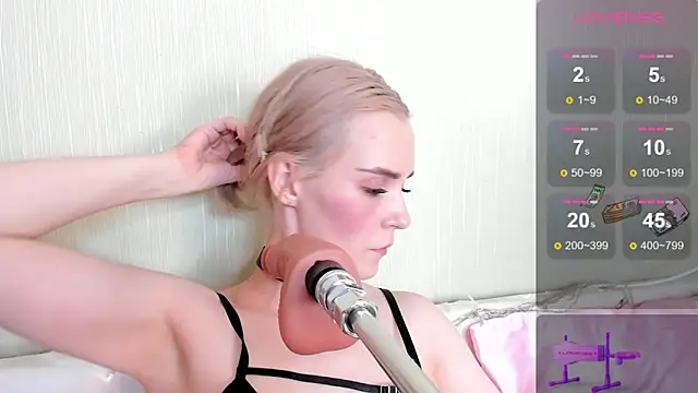 Kaya Devis online show from February 24, 2025, 7:55 am