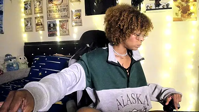 Cristal Jonasxh online show from October 23, 2025, 4:56 am